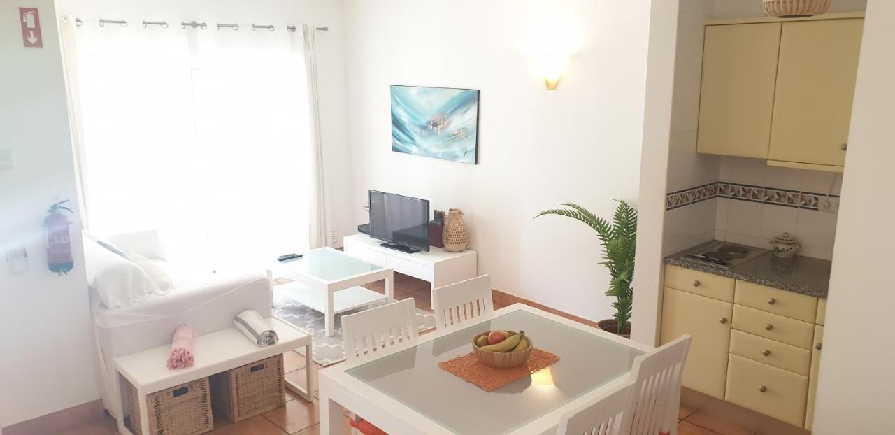 Apartment Vila Mos In Porto Mos Beach Lagos Dış mekan fotoğraf