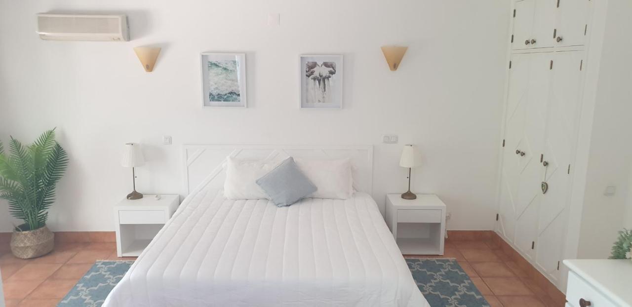 Apartment Vila Mos In Porto Mos Beach Lagos Dış mekan fotoğraf